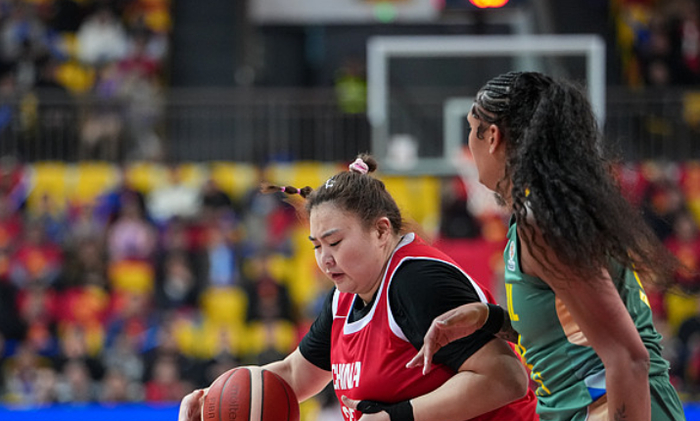 开云中国官网-16分钟砍12+6！中国女篮2米01女版奥尼尔闪耀：无惧WNBA探花真猛|刘禹彤|巴西女篮|巴西|体重|沙奎尔-奥尼尔_新浪体育_新浪新闻