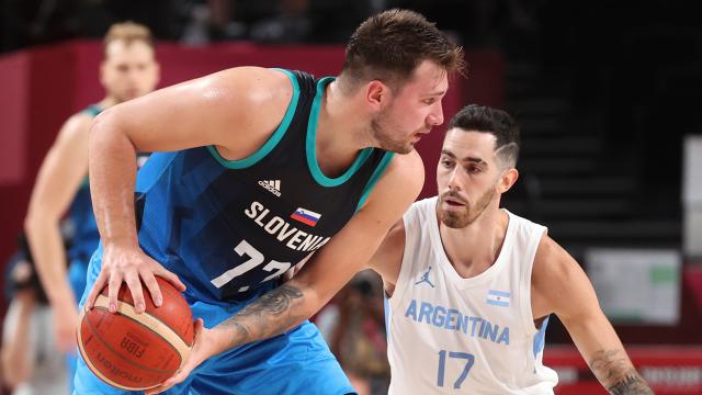 开云品牌-奥运首秀东契奇再现神奇，他让美国众星相形见绌