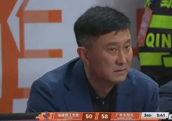 开云官方平台-3连败收官+队史首次遭福建单季双杀，球迷：这是冠军教头的水平？